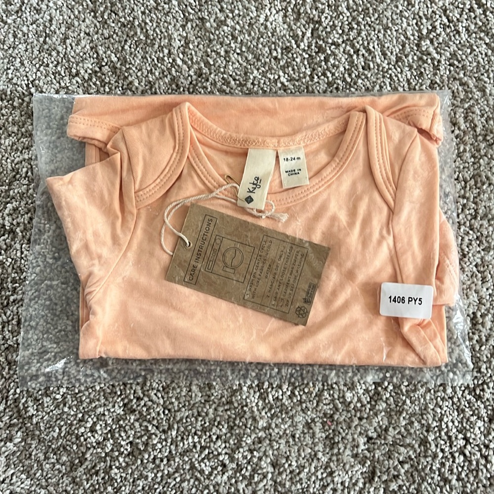 Kyte short sleeved bodysuit